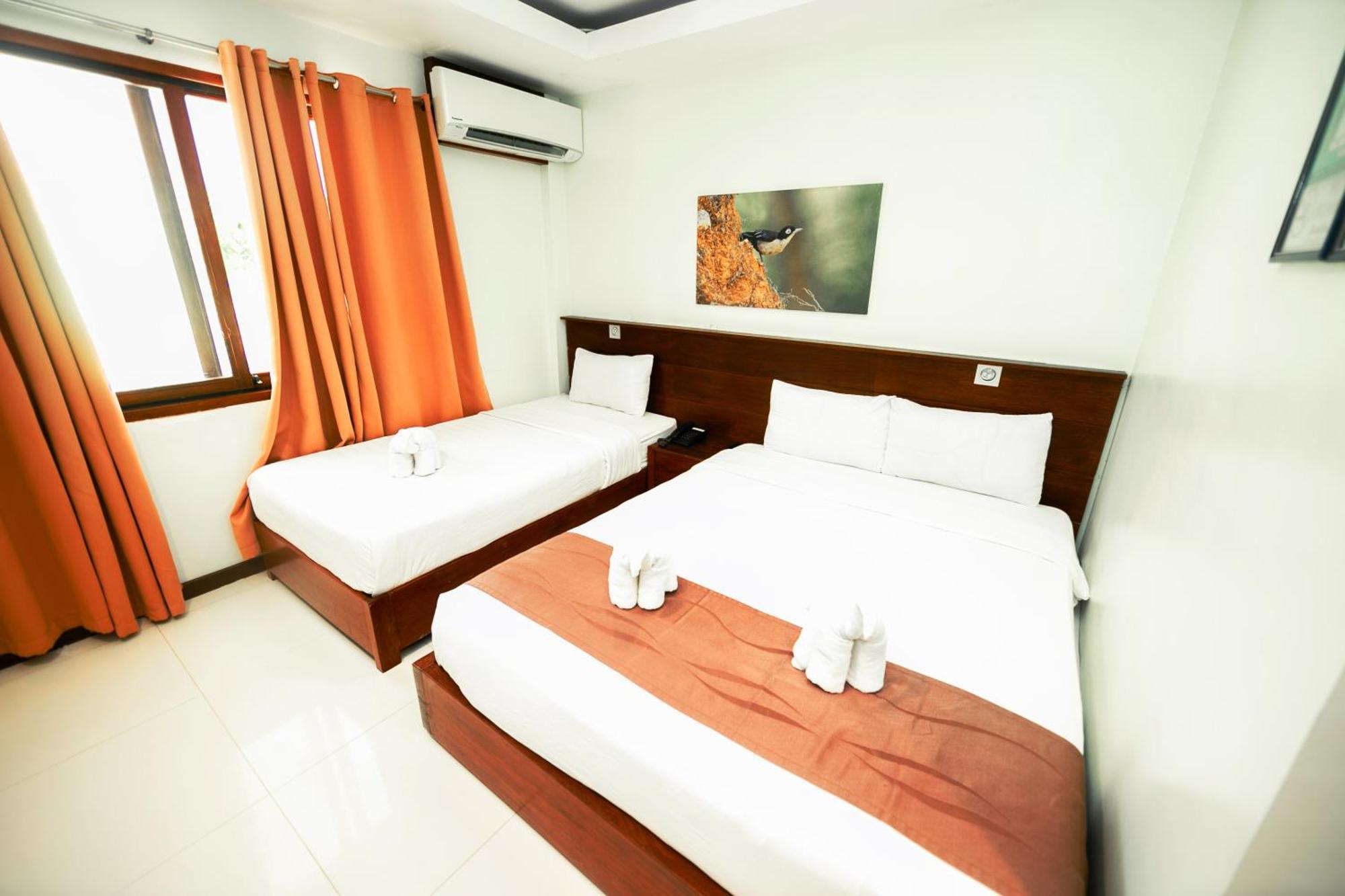 Marianne Hotel Puerto Princesa Exterior foto