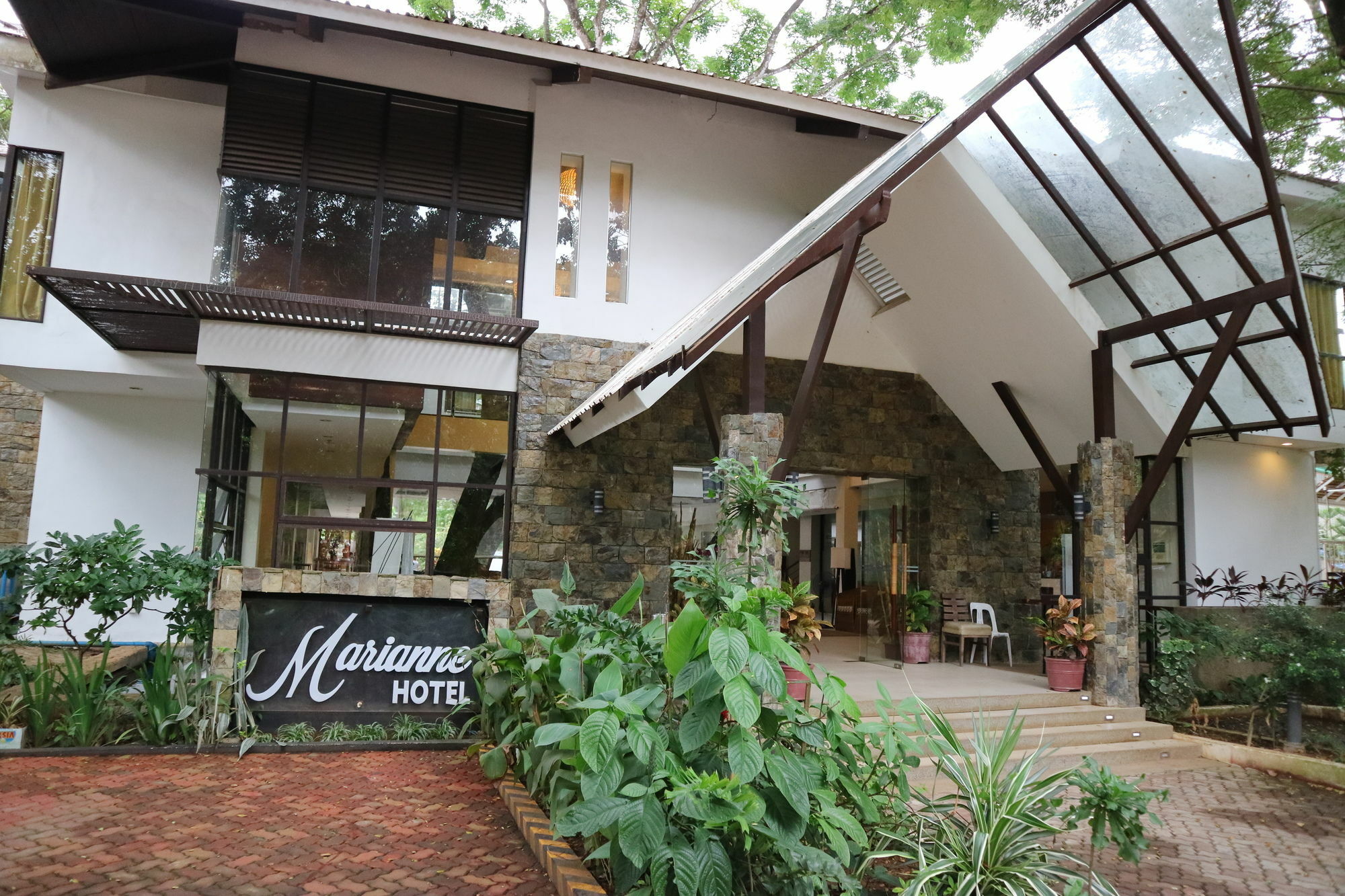 Marianne Hotel Puerto Princesa Exterior foto
